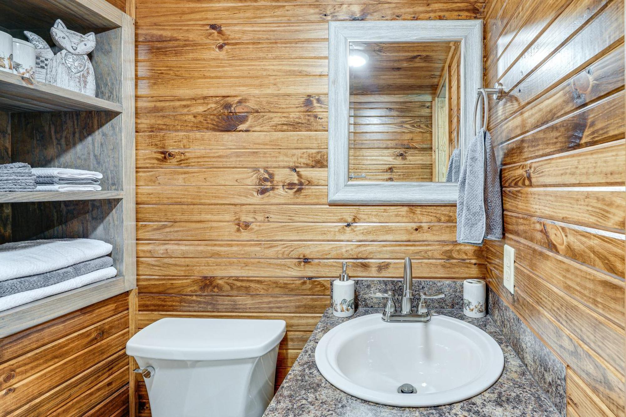 Couples Cabin In Broken Bow About 5 Mi To Downtown! エクステリア 写真