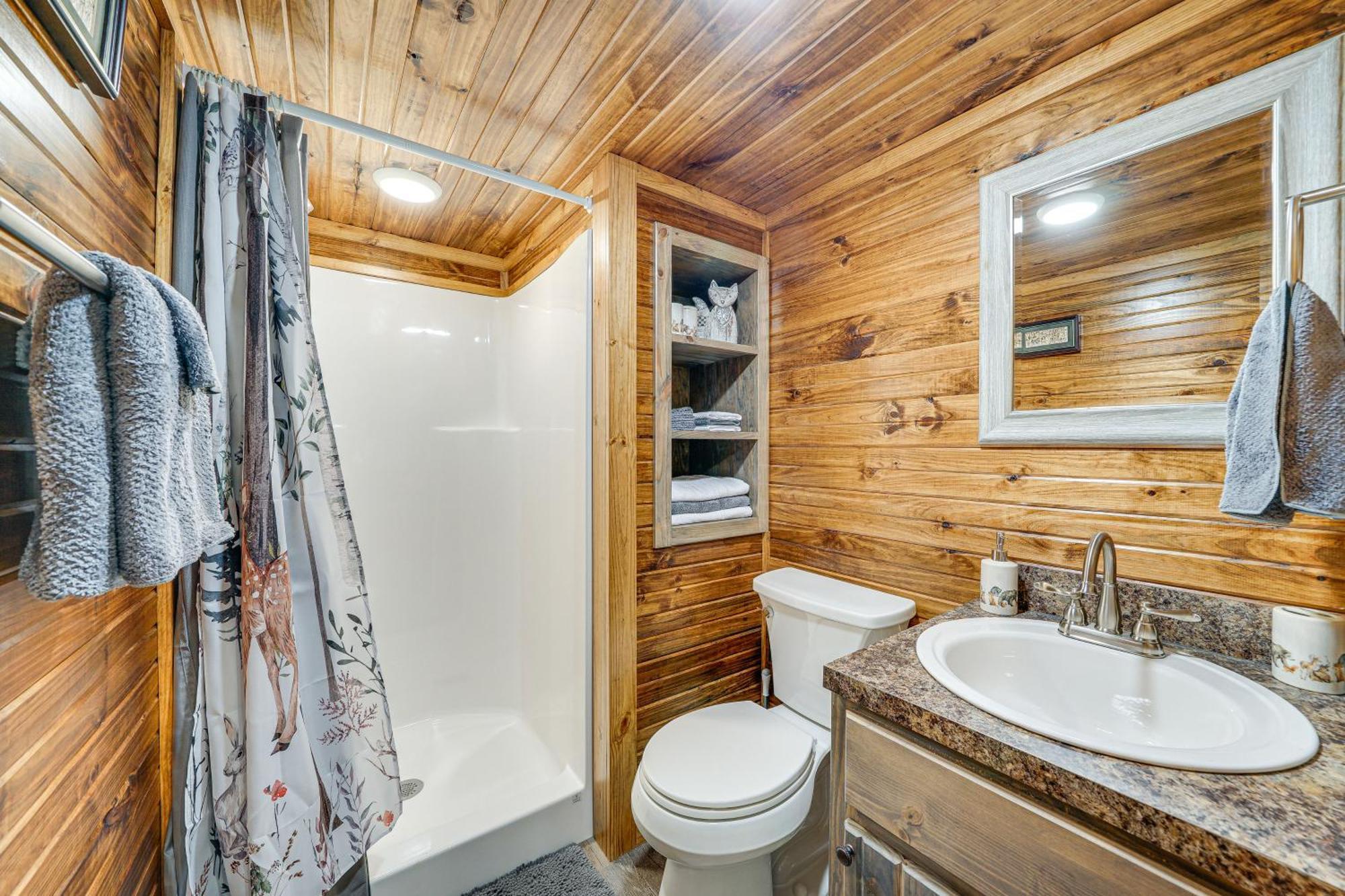 Couples Cabin In Broken Bow About 5 Mi To Downtown! エクステリア 写真