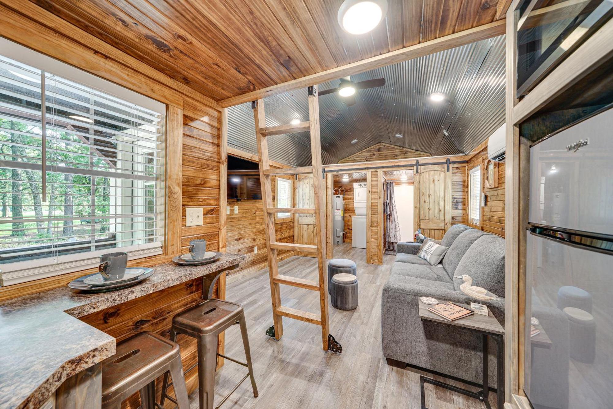 Couples Cabin In Broken Bow About 5 Mi To Downtown! エクステリア 写真
